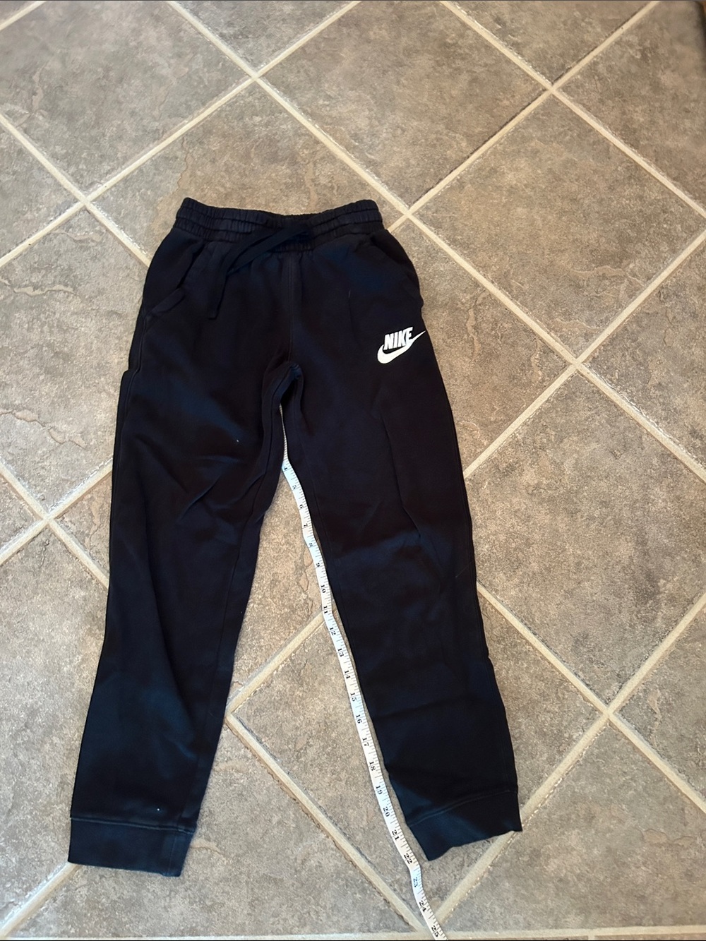 Nike Black Kids Jogger Sweatpants size youth medium